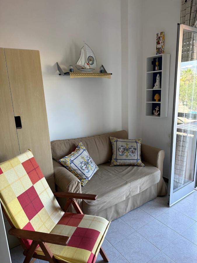 Serena Holiday Home Naxos Giardini Naxos Eksteriør billede